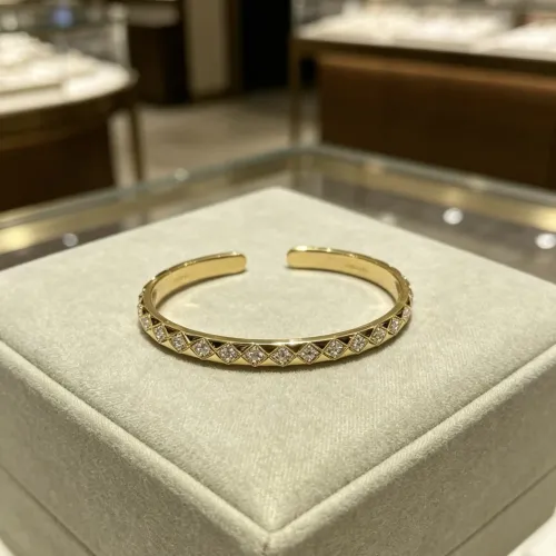 Replica Van Cleef & Arpels Bracelets #1480048 $39.00 USD for Wholesale