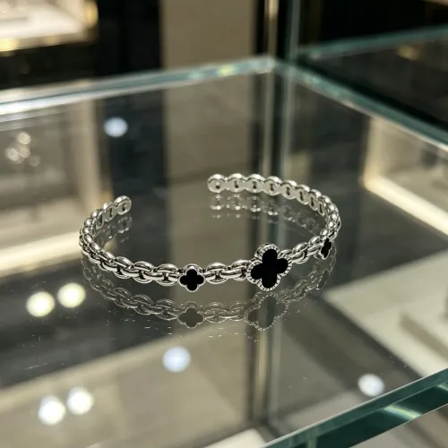 Replica Van Cleef & Arpels Bracelets #1480049 $39.00 USD for Wholesale