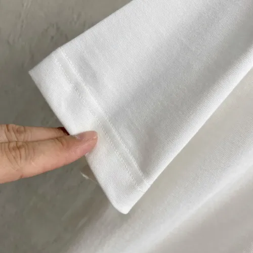 Replica Burberry T-Shirts Short Sleeved For Unisex #1480398 $68.00 USD for Wholesale