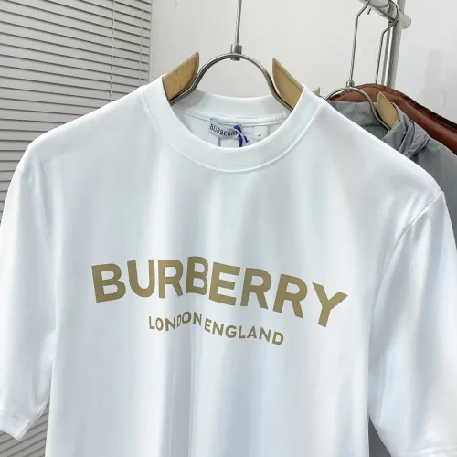 Replica Burberry T-Shirts Short Sleeved For Unisex #1480412 $52.00 USD for Wholesale