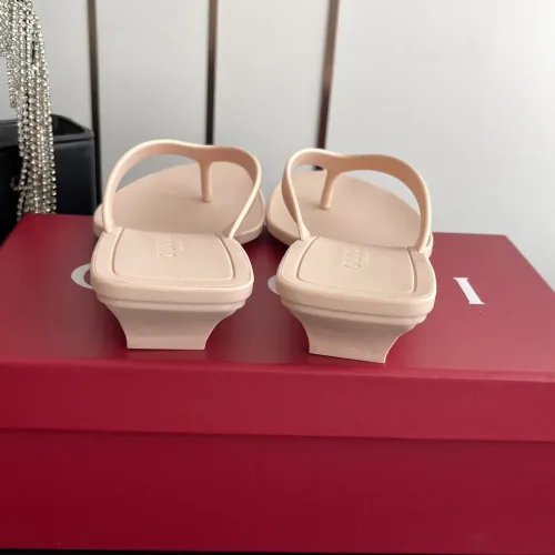 Replica Gucci Slippers For Women #1481804 $72.00 USD for Wholesale