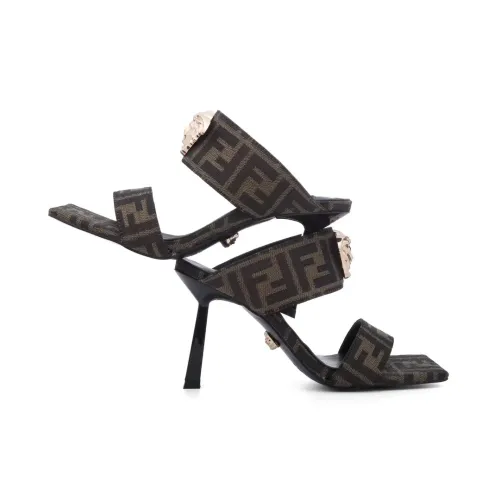 Replica Versace Sandal For Women #1482719 $82.00 USD for Wholesale