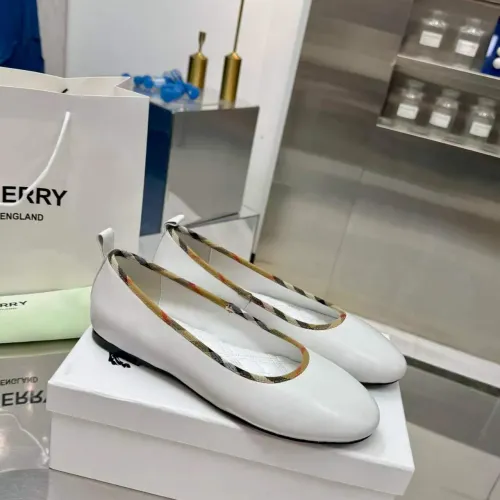 Replica Burberry Flat Shoes For Women #1482948 $85.00 USD for Wholesale