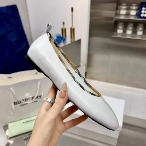Replica Burberry Flat Shoes For Women #1482948 $85.00 USD for Wholesale
