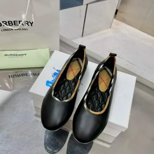 Replica Burberry Flat Shoes For Women #1482949 $85.00 USD for Wholesale