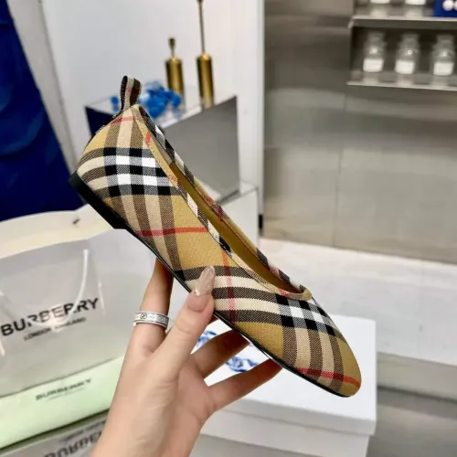 Replica Burberry Flat Shoes For Women #1482950 $85.00 USD for Wholesale