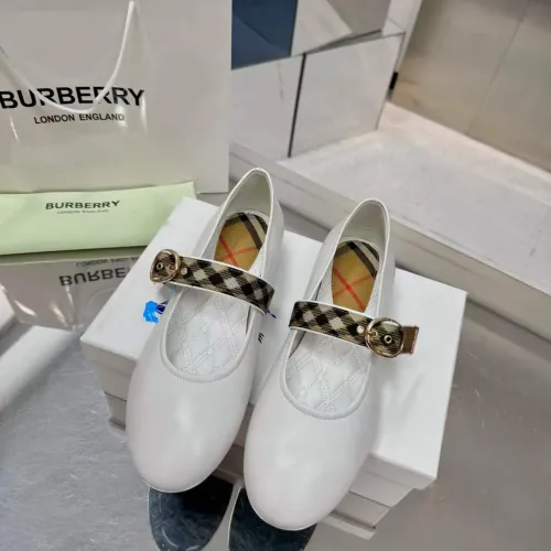 Replica Burberry Flat Shoes For Women #1482951 $85.00 USD for Wholesale
